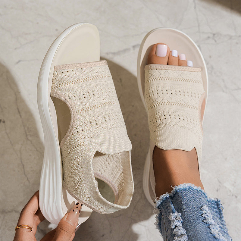 Fenna | Gebreide plateausandalen met hielband