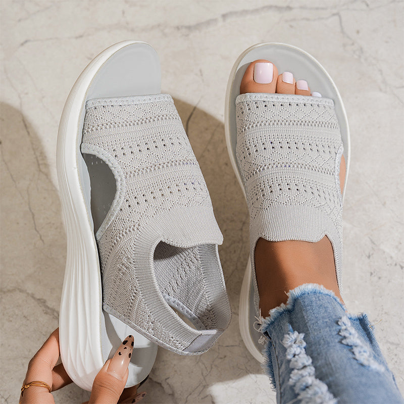 Fenna | Gebreide plateausandalen met hielband