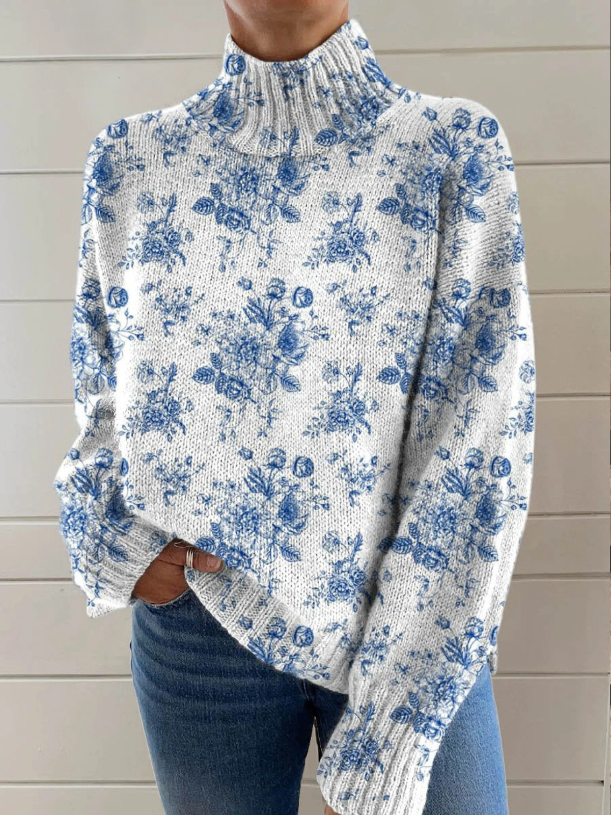 Marjolein coltrui met blauwe bloesem